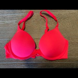 Victoria’s Secret PINK Wear Everywhere Push Up Bra